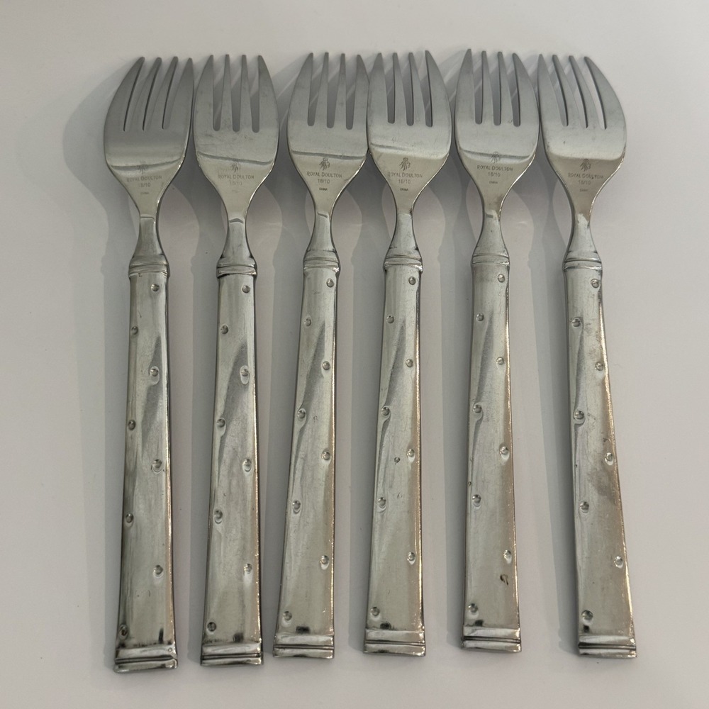 Royal Doulton 18/10 Stainless 6 Dinner Forks Riveted Handle 8.25" Unkwn Pattern - Picture 2 of 4